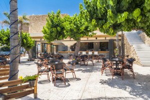 Haven beach hotel outdoor area